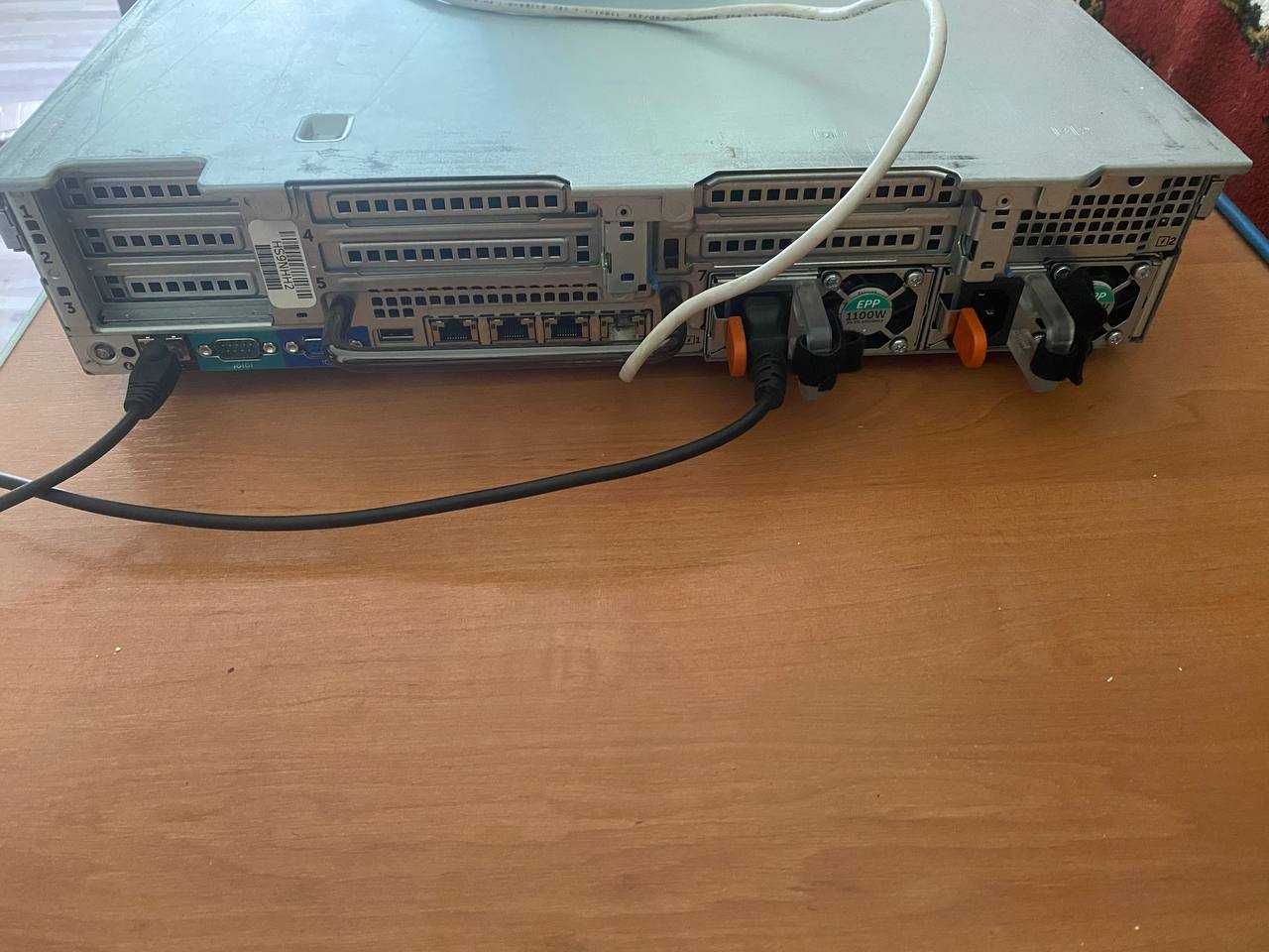 Dell r630 1U \ 2x E5-2667 V4 \128GB (8х16) DDR4 ECC \16х2,5 Без дисків