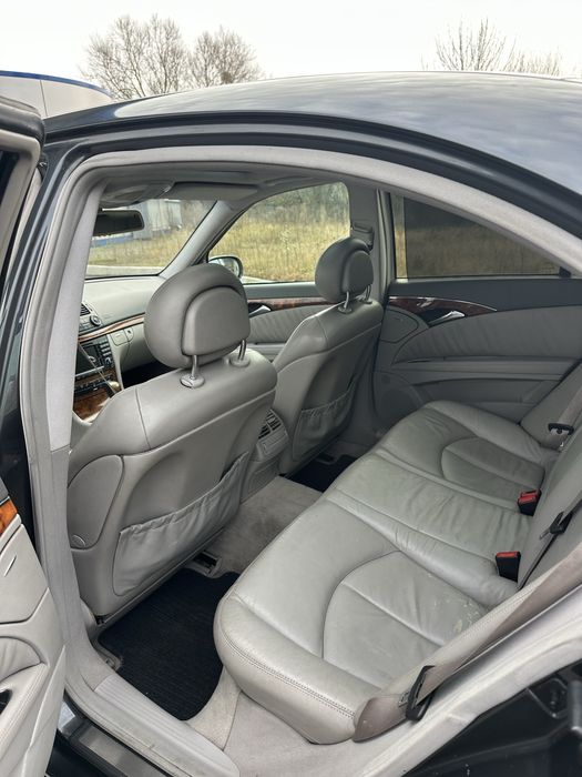 Продам мерс 211 2006р 2.7 диз автомат НЕРОЗМИНЕНА