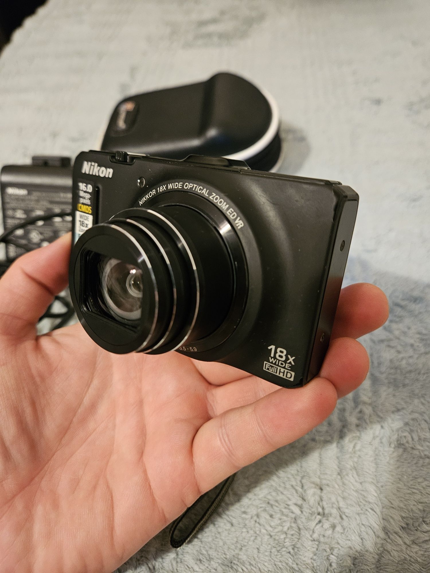 Nikon coolpix S9300 aparat cyfrowy