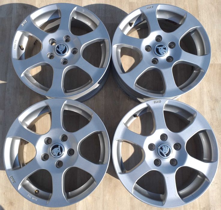 Диски Р16 Шкода 5x112 Октавія Суперб VW Гольф Кадді Туран Джетта R16