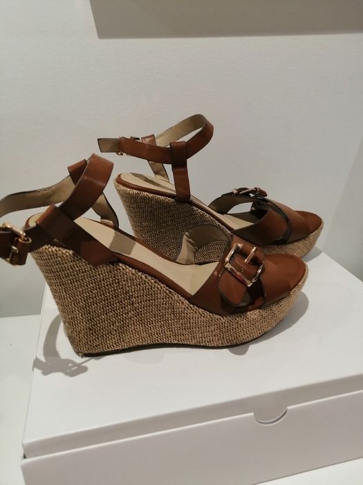 Sandálias de senhora n. 39