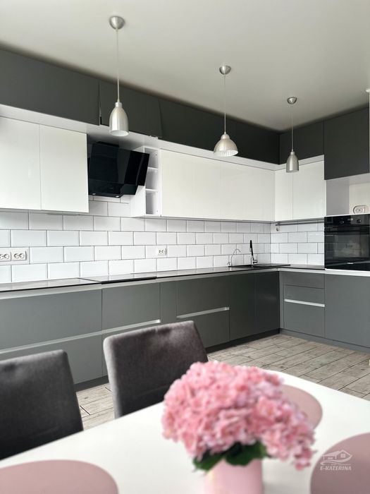 Таунхаус з ремонтом 75+20 м кв 3 кім. вул. Мейса Джеймса р-н Торгмаш