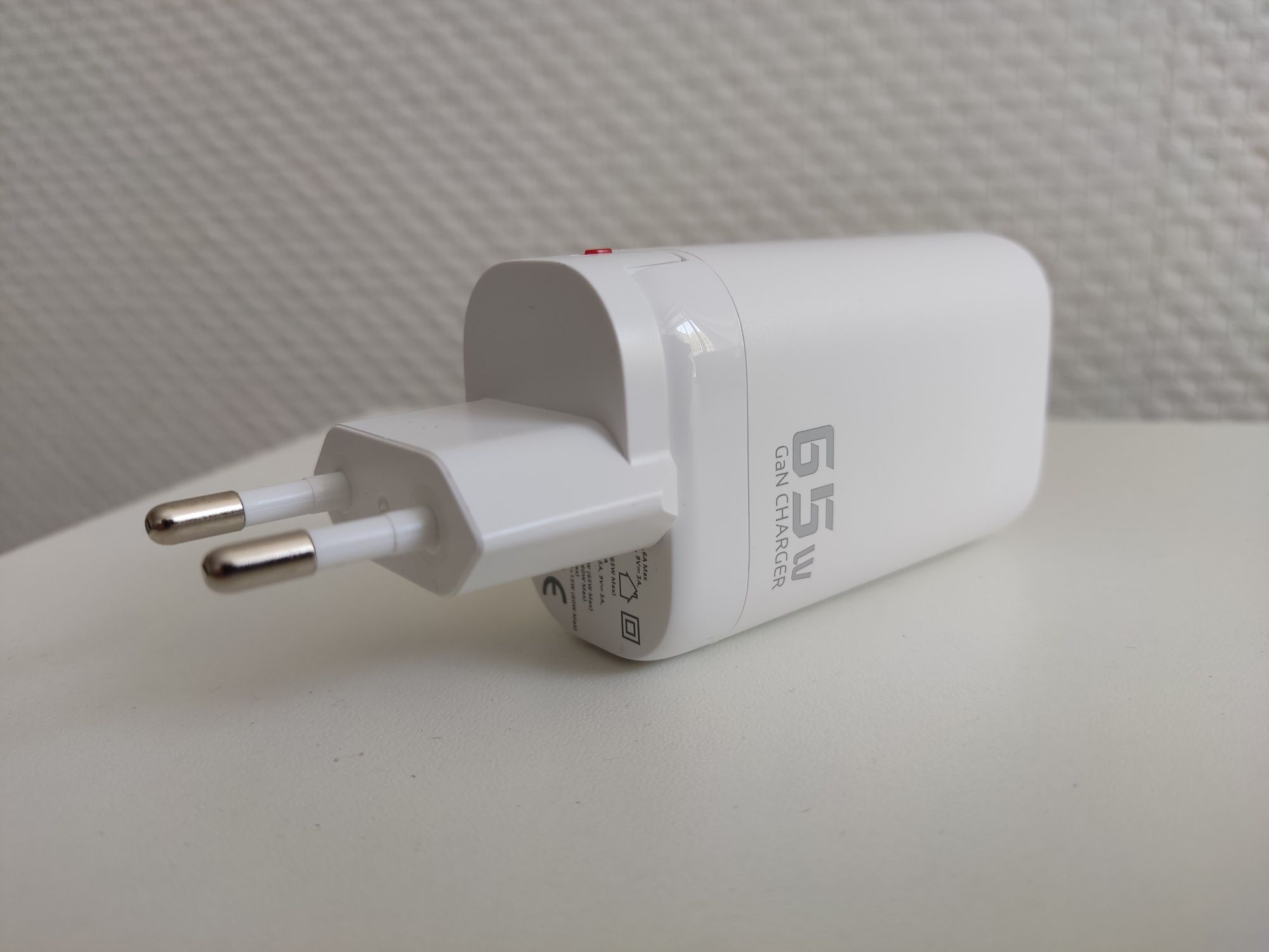 Блок живлення Toocki 65w для телефону, зарядний пристрій GAN, Новий.