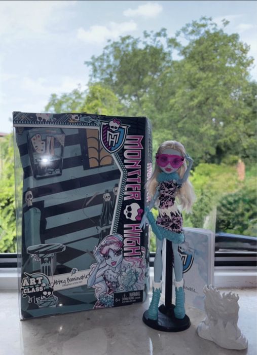 Monster High - Abbey Bominable "Art Class" 2012