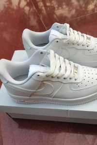 Nike Air Force 1 low White 37.5