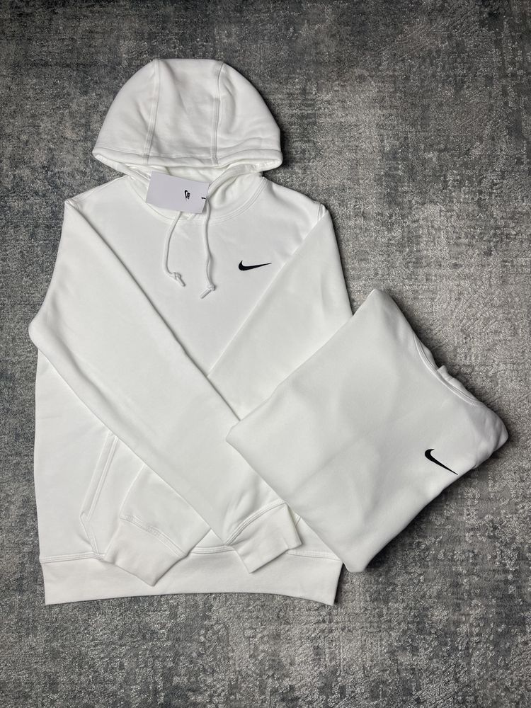 Bluza Basic Nike  Biała XL *NOWA* z kieszenią i kapturem