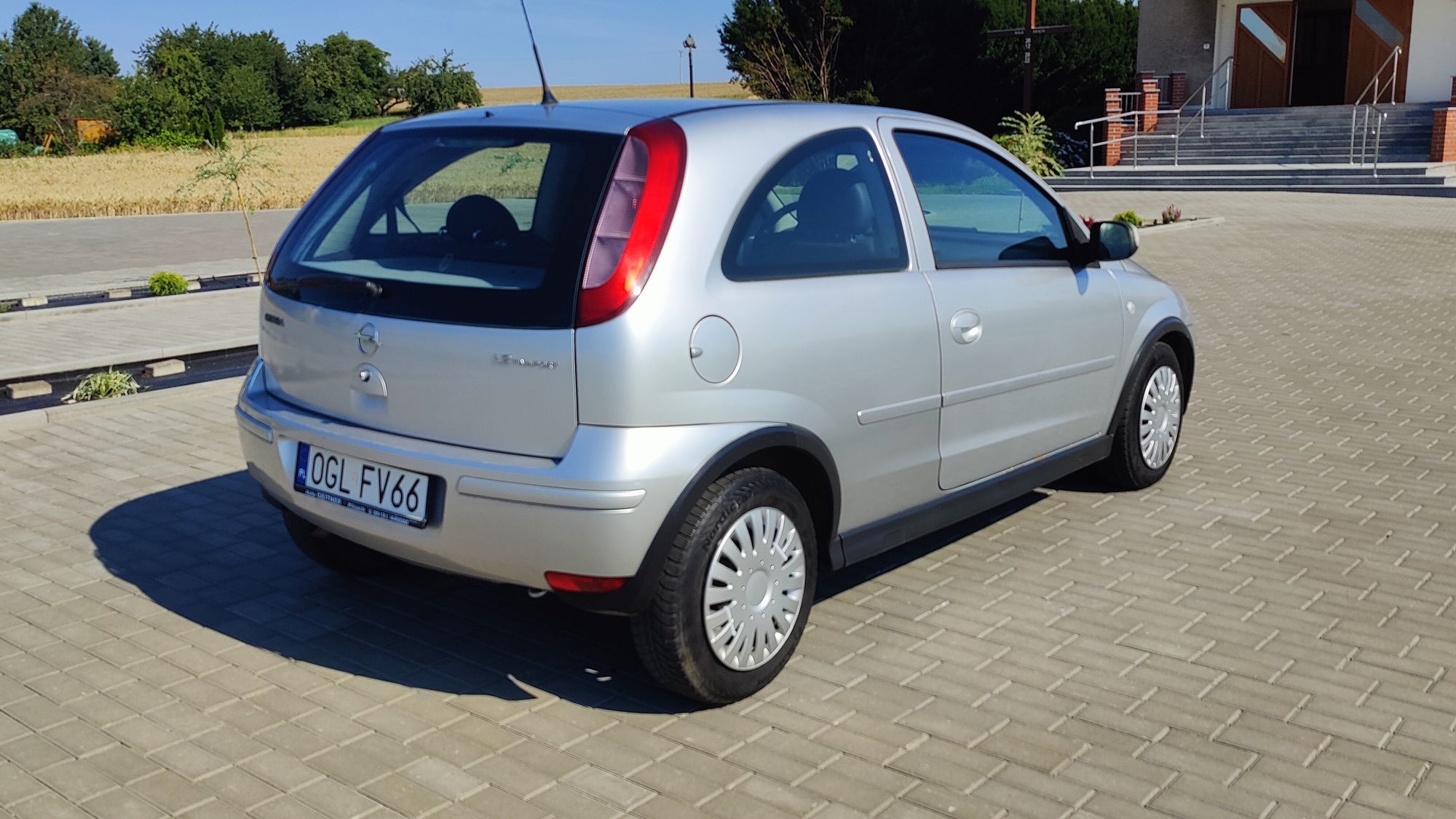 Opel Corsa 2005r 1.2 Twinport klimatyzacja, wspomaganie