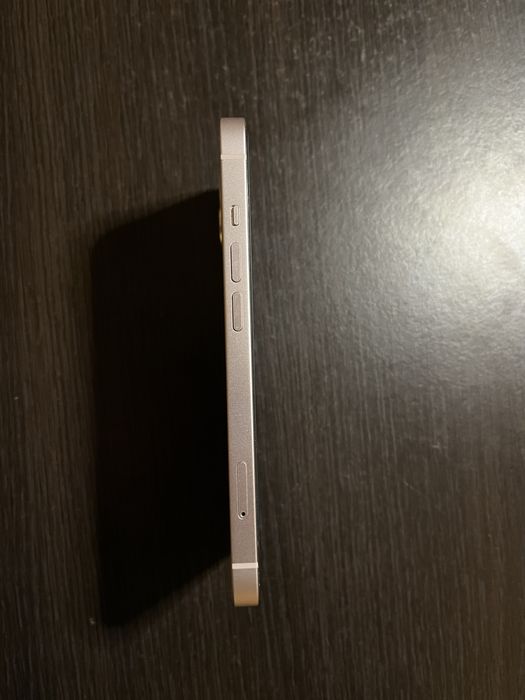 Продам iphone 13