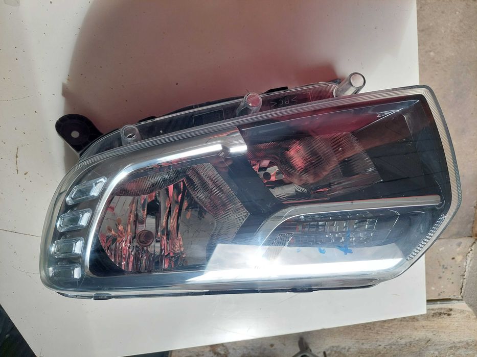 farol esq dácia logan/sandero