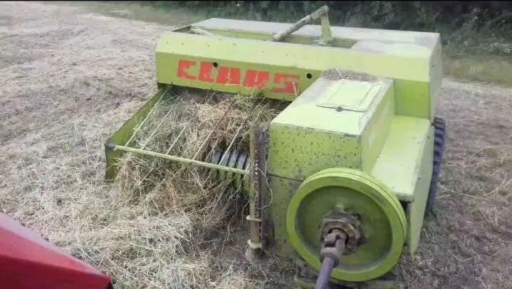 Прес для тюків підбирач Claas Markant