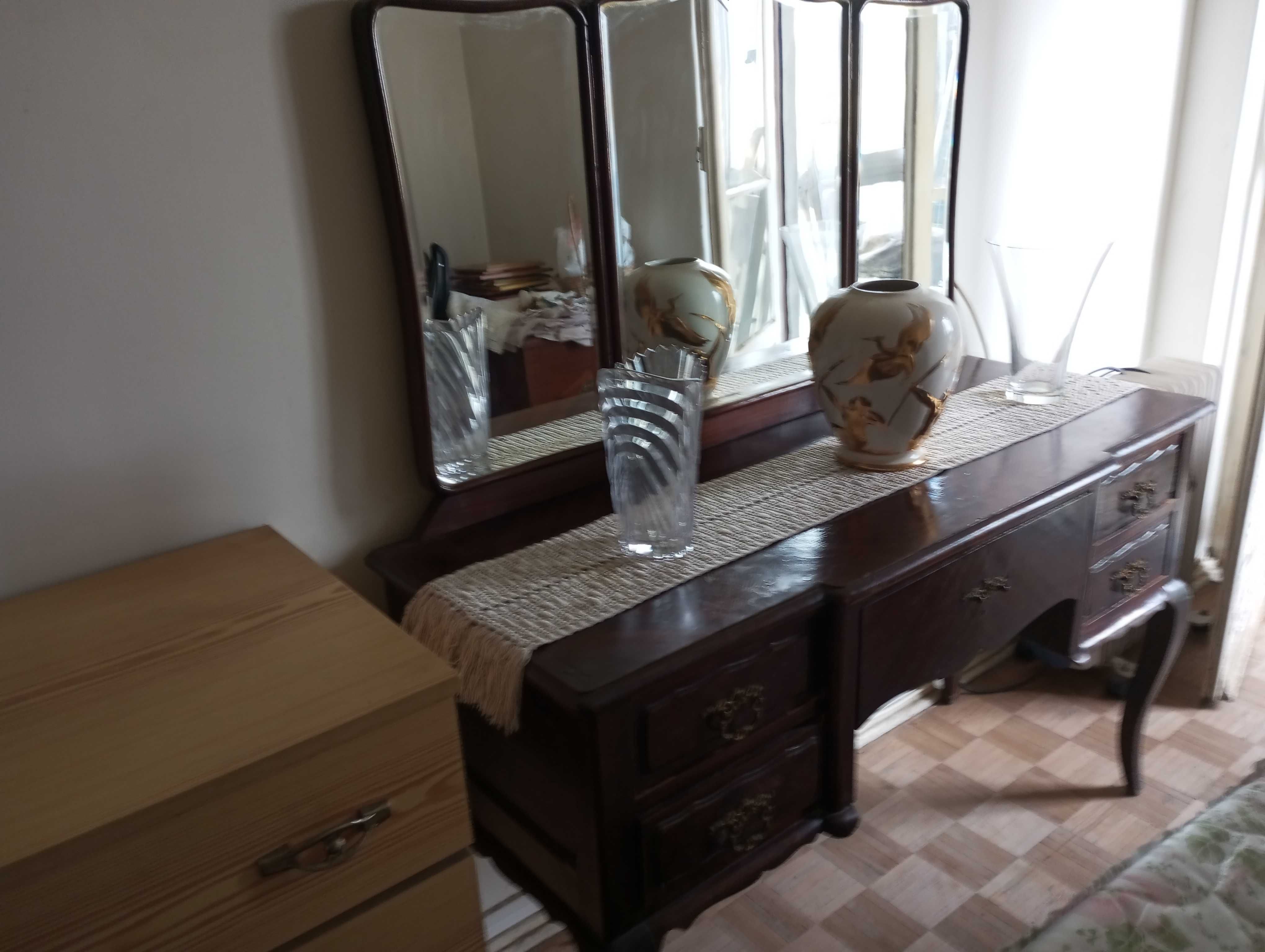 Quarto para alugar Mem Martins/Sintra. UMA PESSOA.