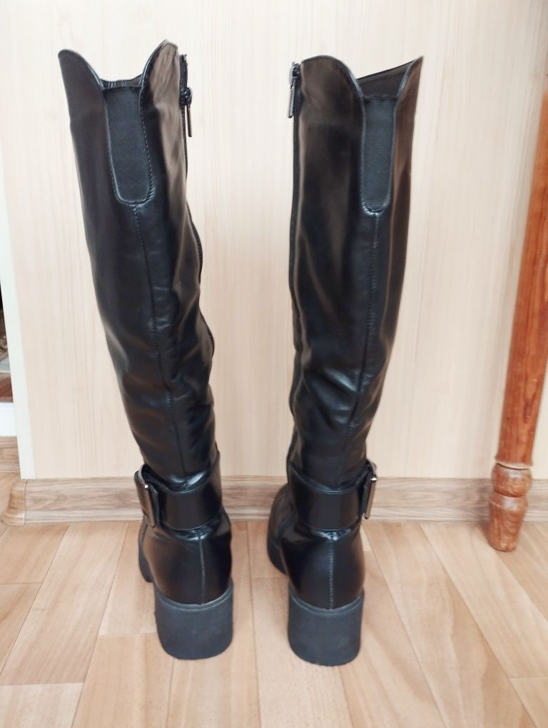 Продам женские зимние сапоги (евро)