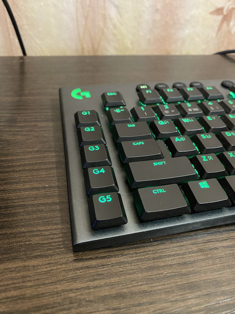 Продам Logitech g815 (EN/RU)