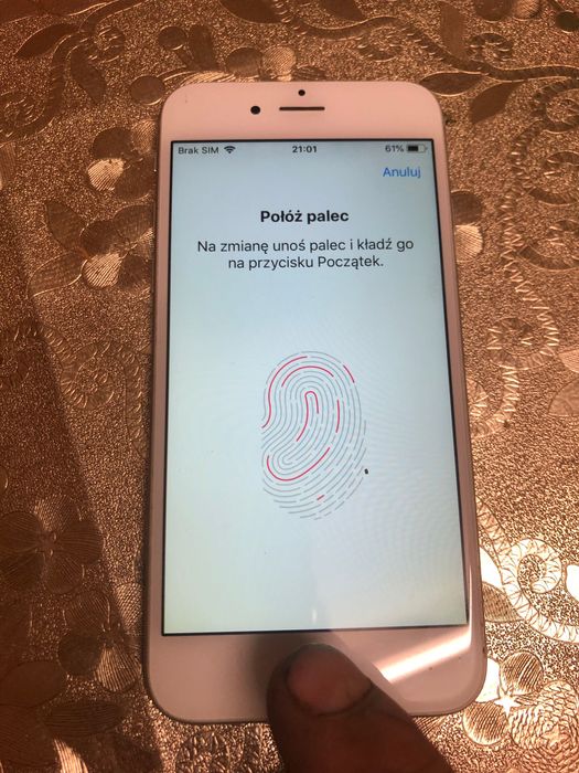 iPhone 6 biały ,bateria 100% kondycji 64GB pojemności