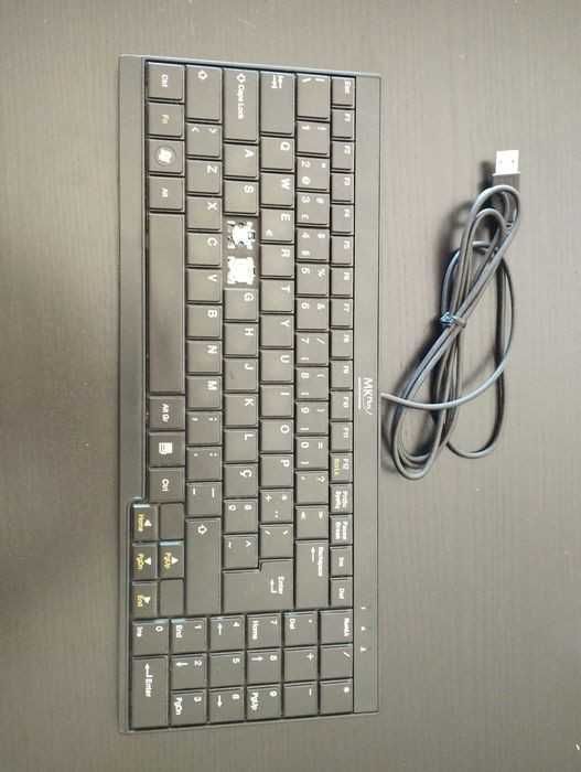 PARA PEÇAS - Teclado MKPlus