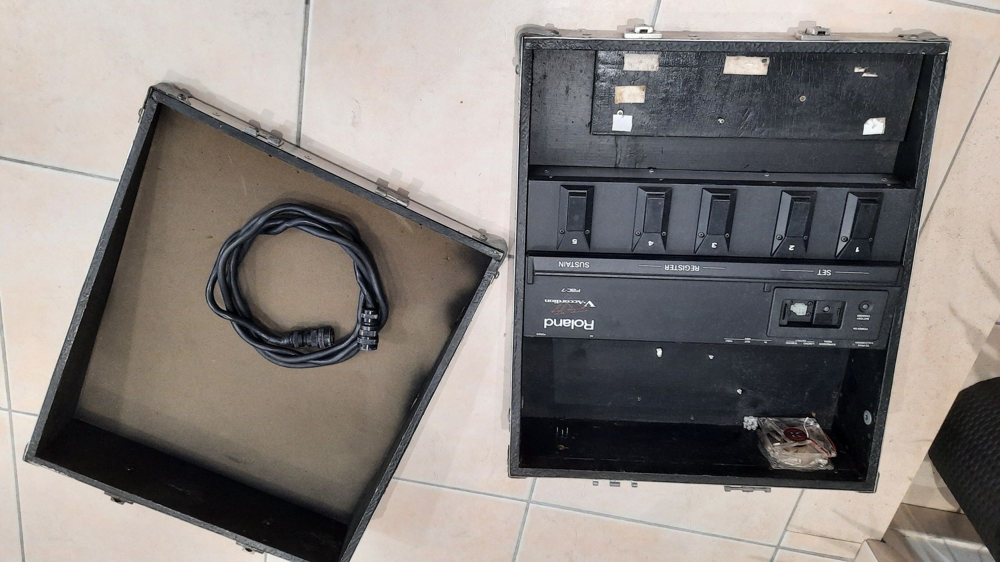 Acordeon Roland FR 7