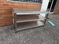 Bancada em inox com 1,50x0,60x0,84