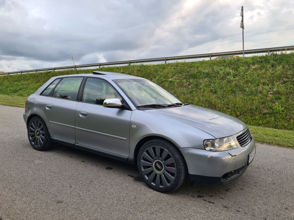 Audi A3 1.9 TDI 130km Quattro (4 motion) S-line