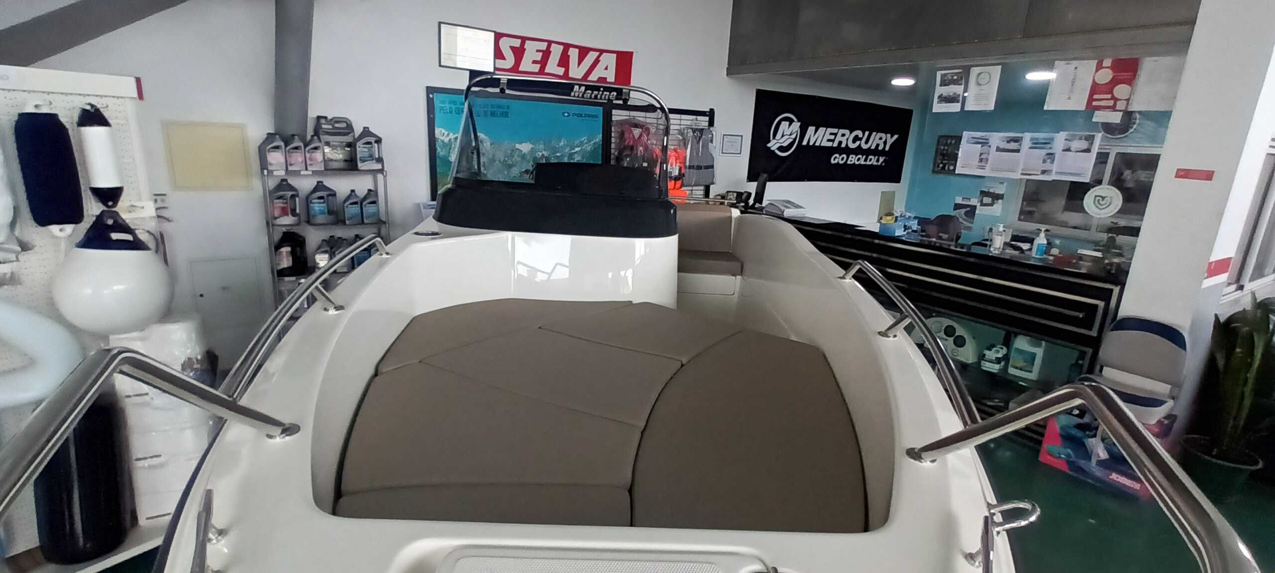 Barco QUICKSILVER Activ 455 open  com motor Mercury 50hp ELPT EFI NOVO