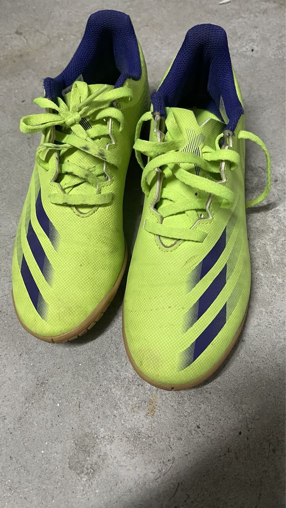 Sapatilha adidas mt bom estado