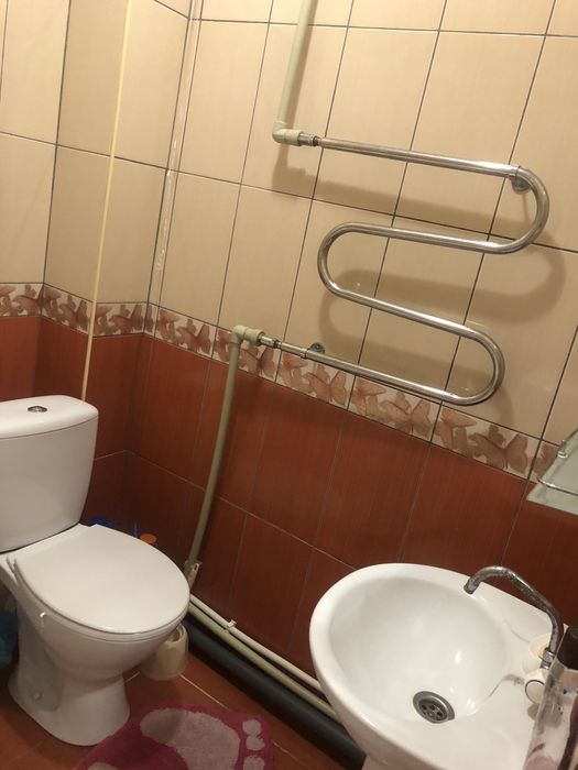 Квартира подобово Лозова