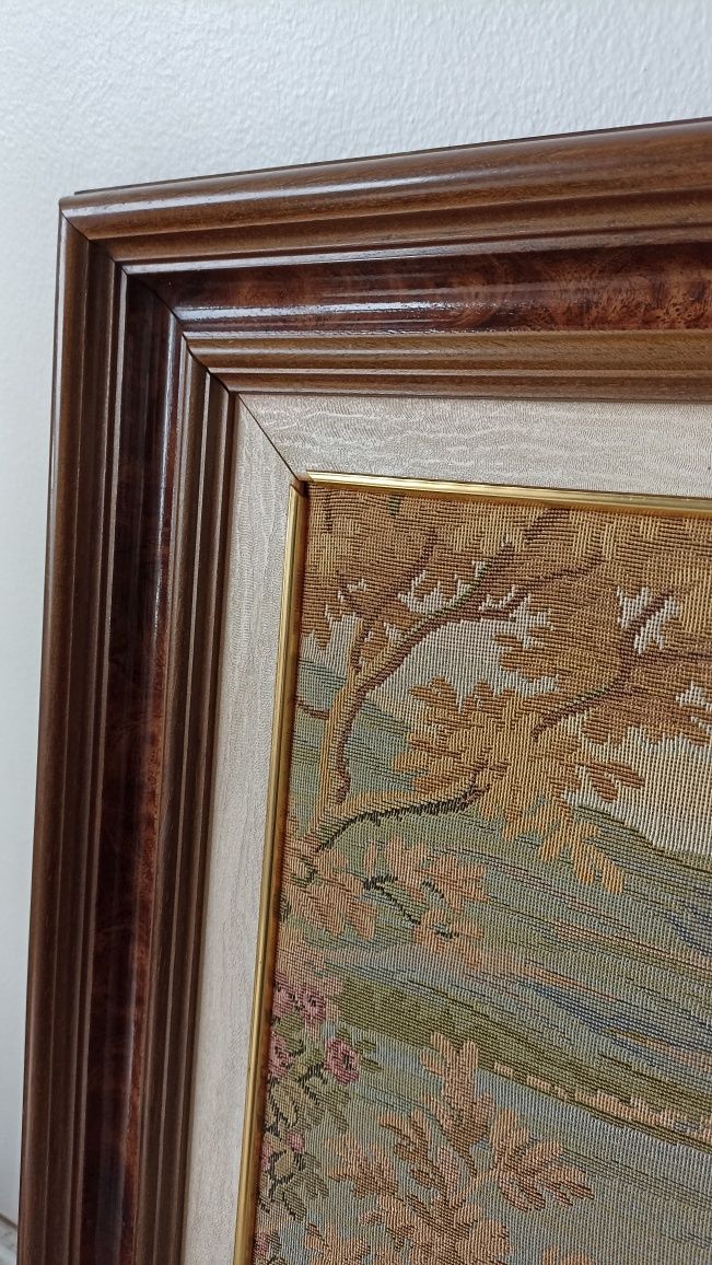 Quadro Gobelin / senhoras no jardim junto ao lago.