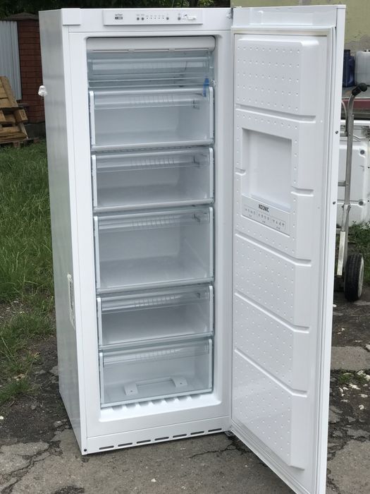 Морозильна камера Koenik (Bosch) .  223 л., No Frost, з Німеччини