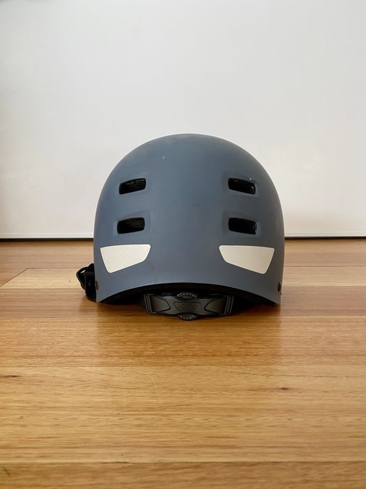 Vendo capacete bicicleta BTWIN 55-58cm