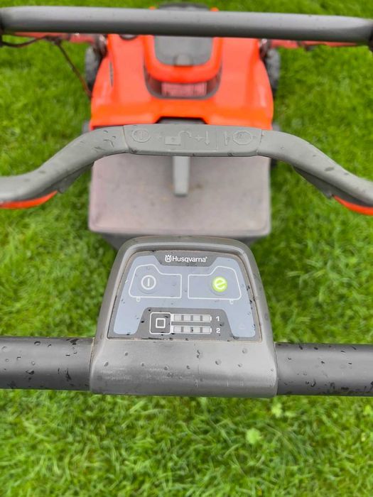 wertykulator husqvarna S 138 i