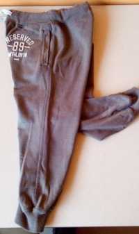 Spodnie dresowe Reserved r.104 beż/brąz UD029