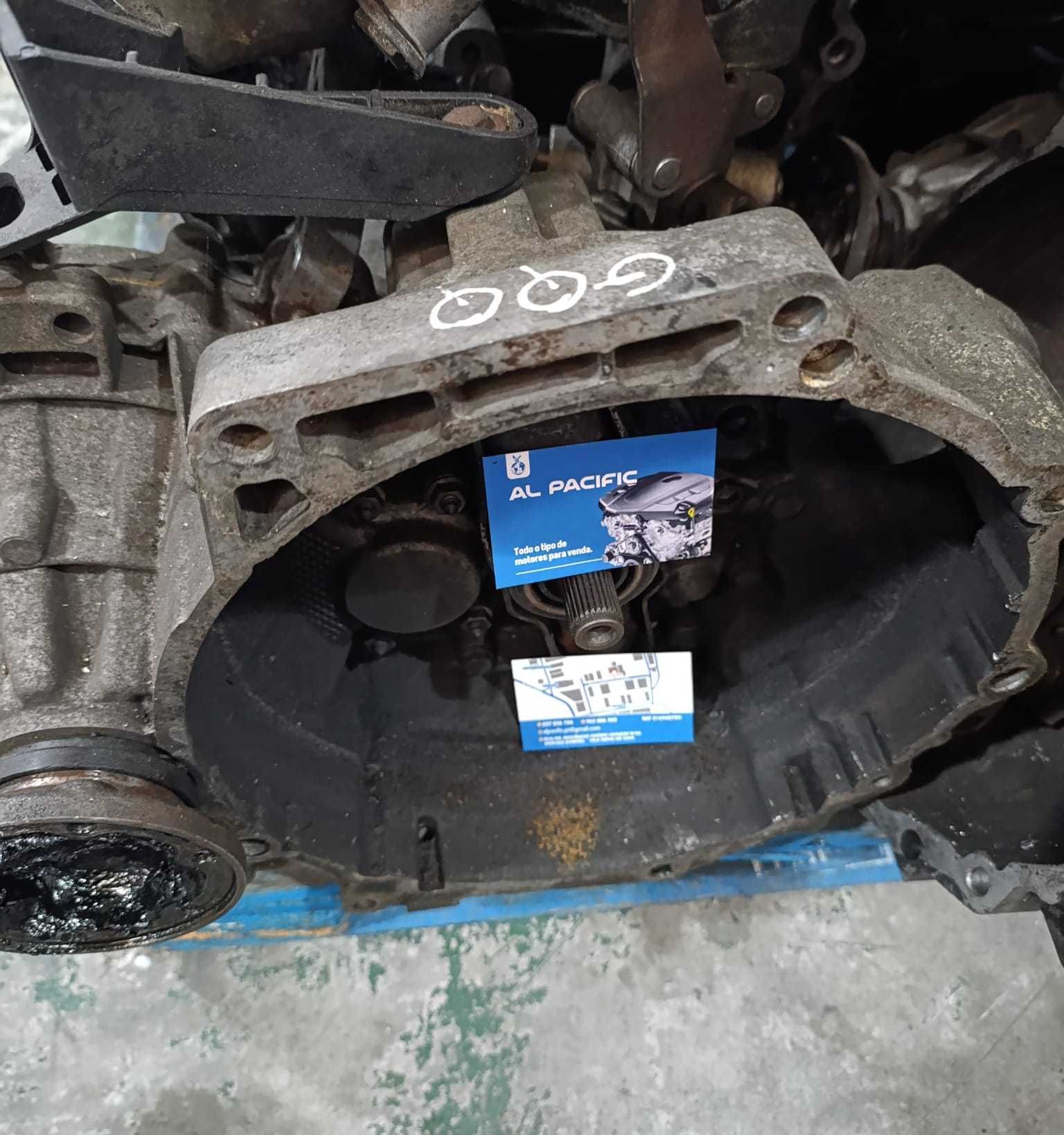 Caixa de 5 velocidades manual VW GOLF V 1.9 TDI Ref. GQQ