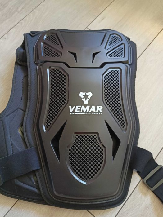 Buzer firmy Vemar M/L nowy