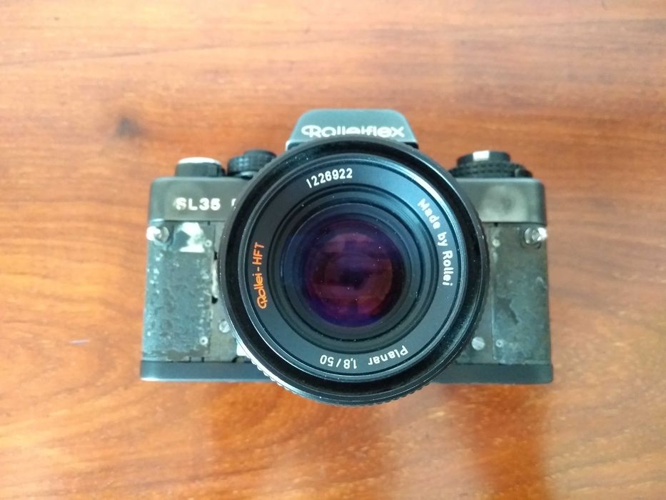 Rolleiflex SL35.