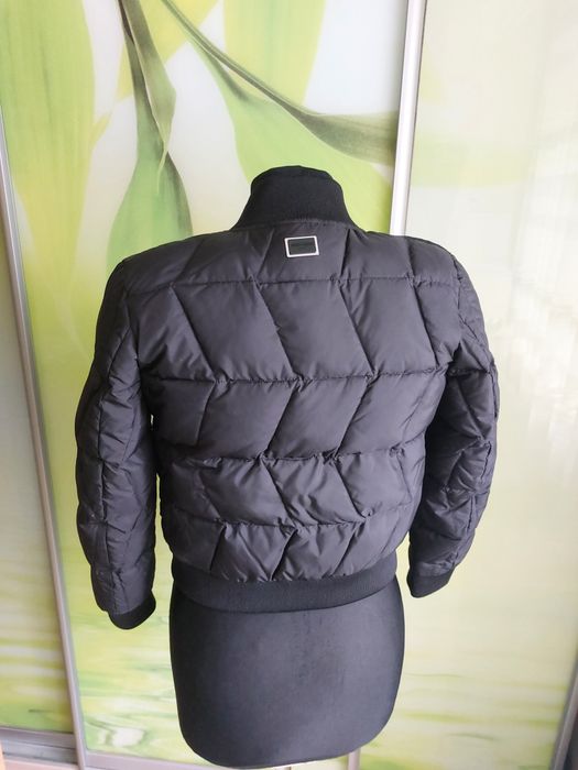 Продам дитячу куртку на хлопчика.