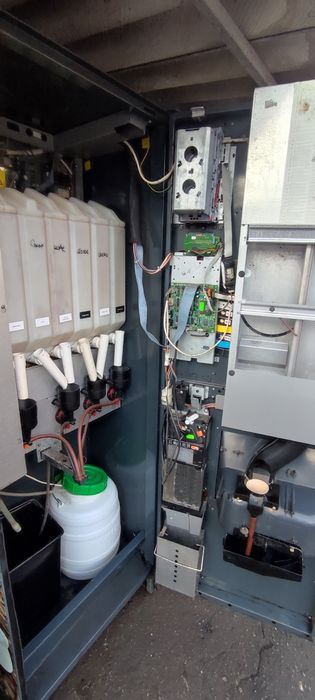 Продам кофе аппарат сагома Н6