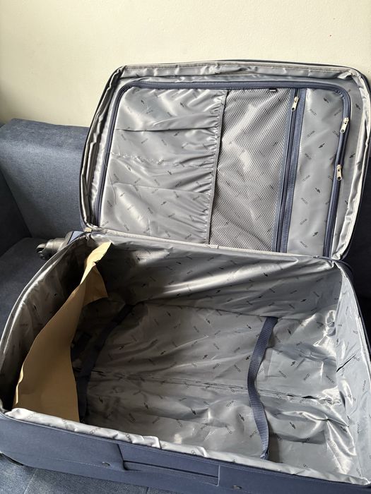 Walizka granatowa ochnik