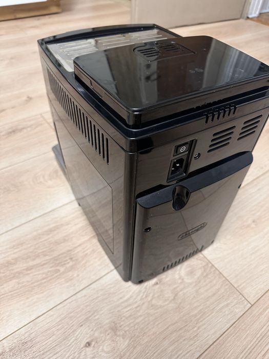 Ekspres automatyczny Delonghi ECAM25.120.B