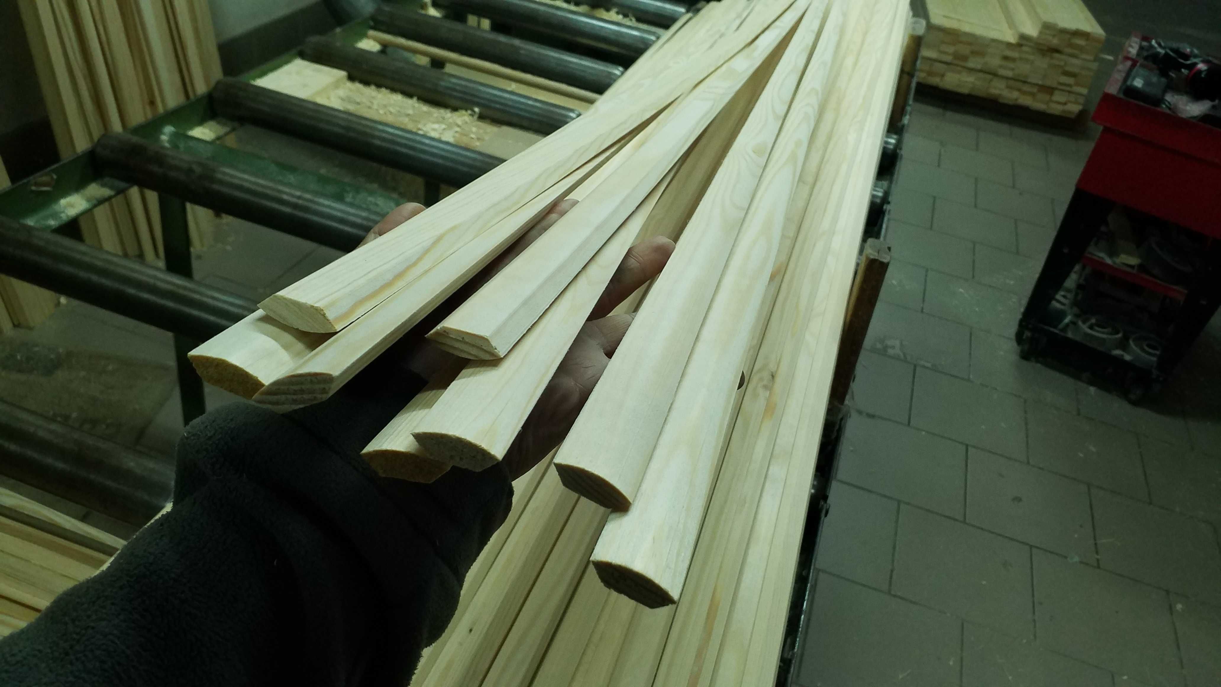 Ćwierćwałek 17x17 mm drewniany wypukły  listwa wykończeniowa