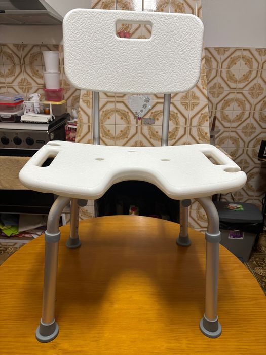 Cadeira de apoio para banho