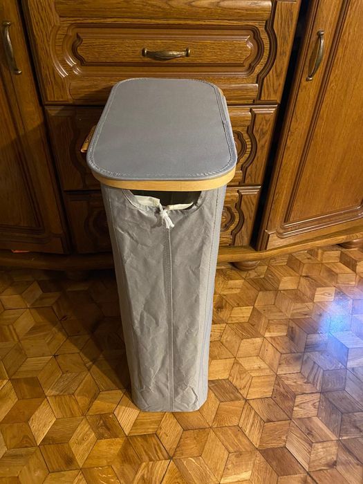 Kosz wolnostojący na pranie Songmics 65l szary