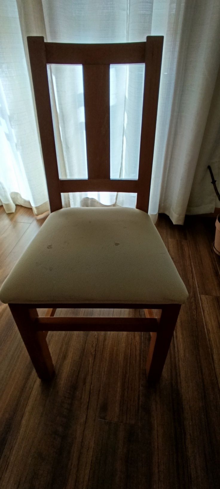 Mesa de jantar extensível com cadeiras