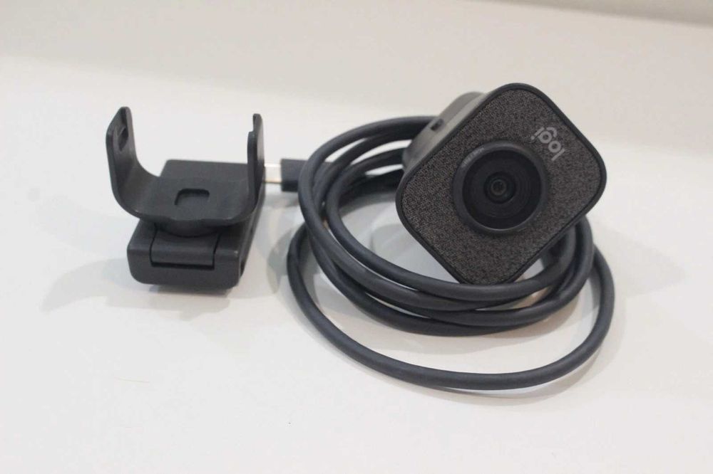 Веб-камера Logitech StreamCam Graphite (960-001281)