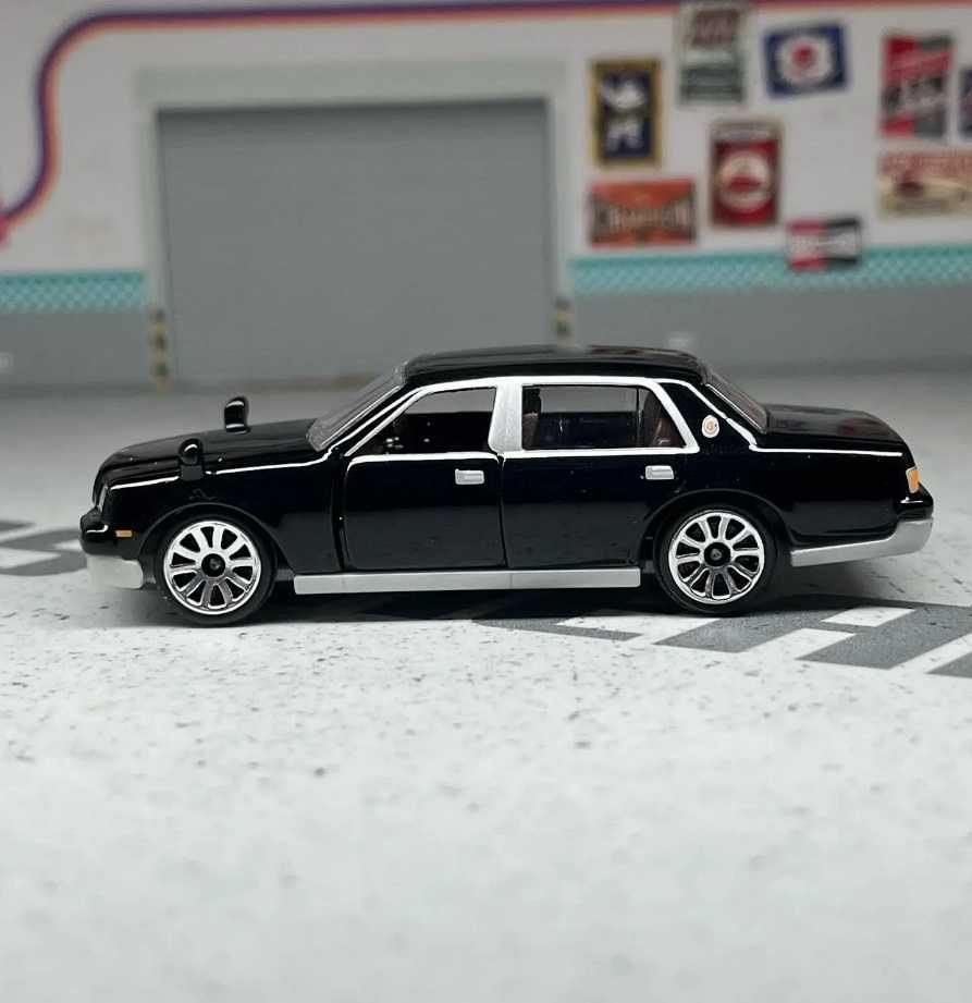 Toyota Century mk2, 1:64 Majorette - Japan Series
