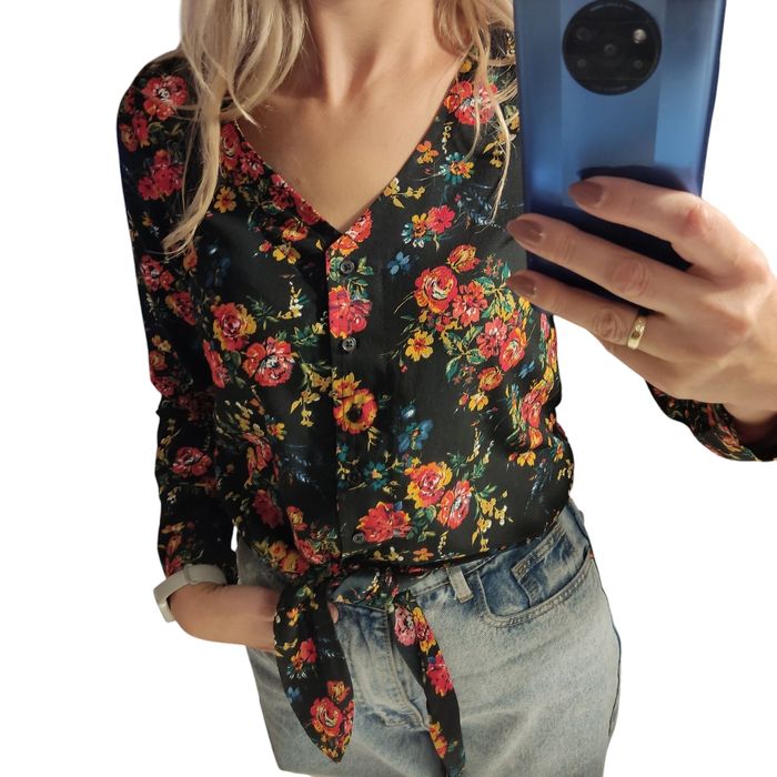 Koszula kwiaty z wiązaniem rozm s