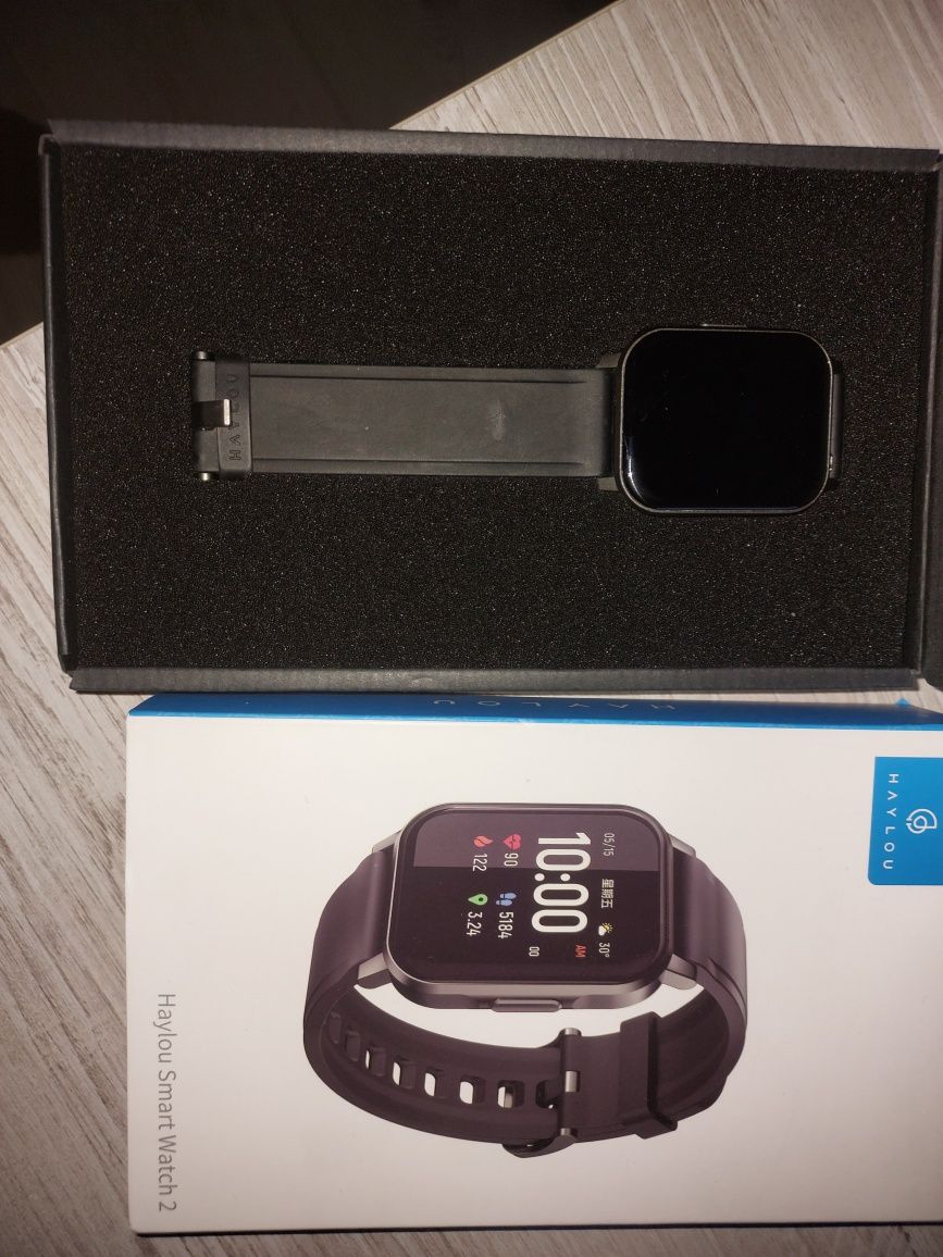 Halou Smart Watch 2