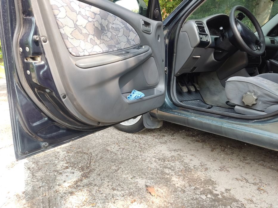 Toyota avensis газ/бенз переоформлення