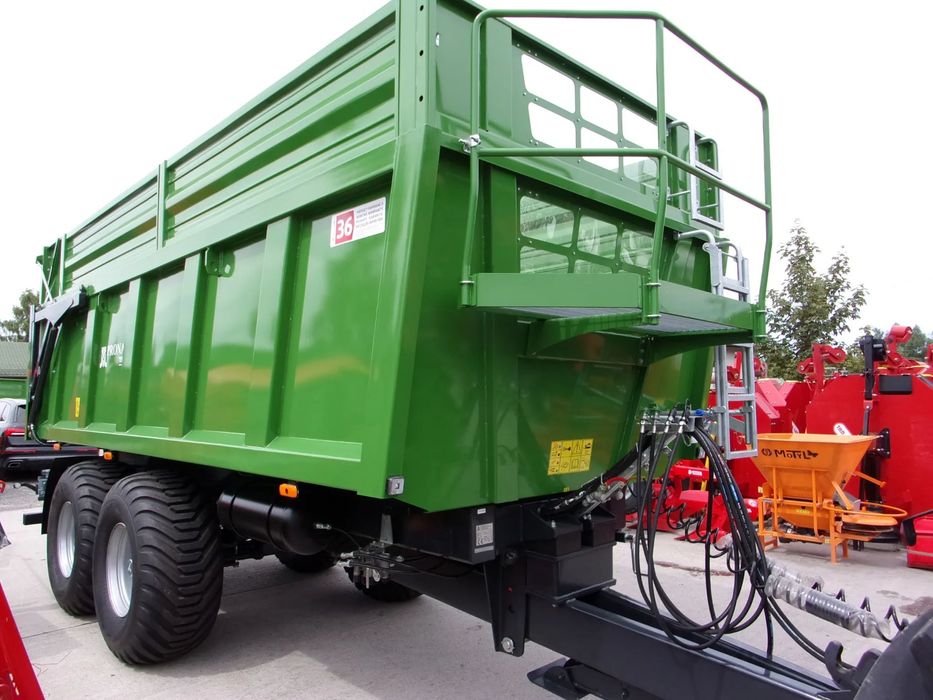 Pronar Przyczepa skorupowa T669 /T-700 XL tandem 14 ton, nadstawy, plandeka, oś skrętna  Dostępna w Rad-Masz Opoczno