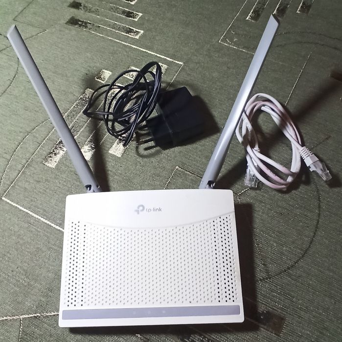 Маршрутизатор TP-Link TL-WR820N, 300Mbit-WLAN-Lite-N-Router