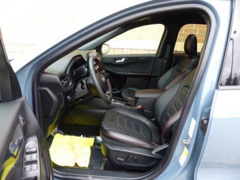 2024 Ford Escape ST-Line Elite