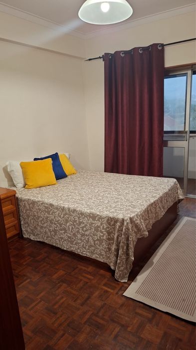 Quarto em Almada